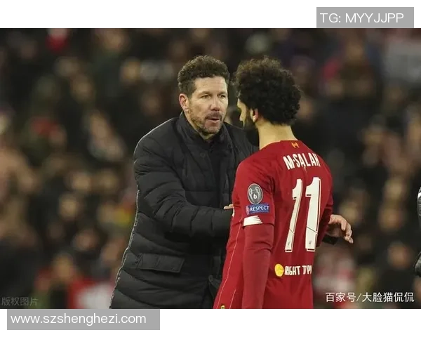 足球右翼的崛起与战术变革对现代足球的深远影响分析 足球右翼的崛起与战术变革对现代足球的深远影响分析